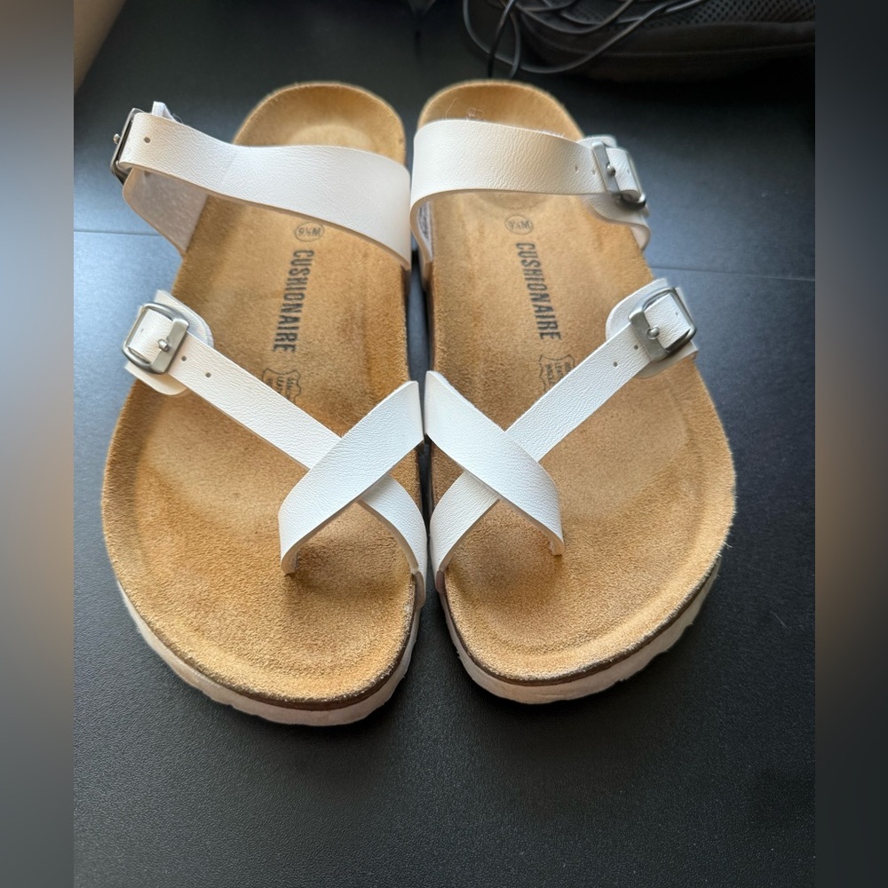 Comfortable White Cross-Strap Sandals